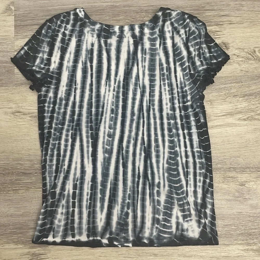Justice Black, White & Blue Tie Dyed Short Sleeve Ruched Girl's Tee Size 12